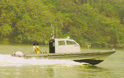 Fast Interceptor Boat - Image 2