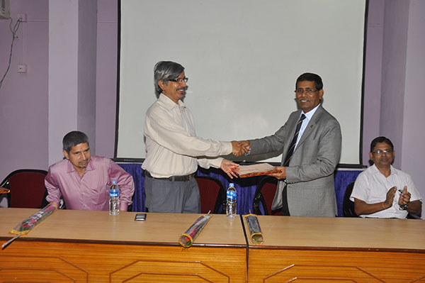 Image 1 - Conferring Certificates to Vocational Training Students undergoing training at IIEST, Shibpur, facilitated by GRSE under a Tripartite MoU between GRSE, IIEST & Kolkata Police