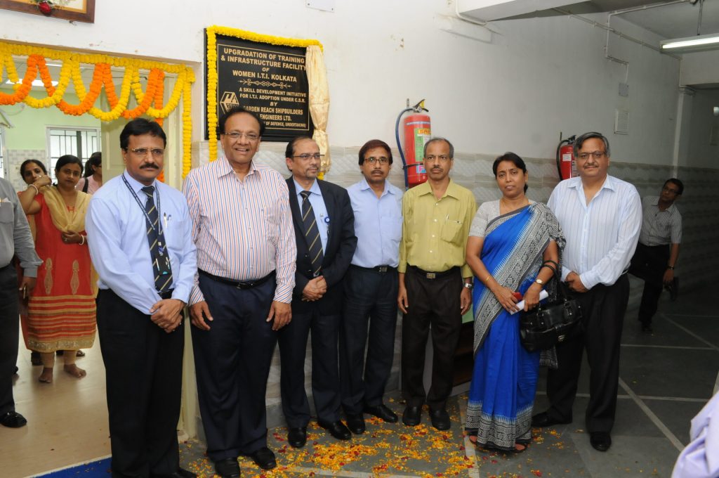 Image 2 - Inauguration of facilities provided at Women ITI, Gariahat (Kolkata) GRSE has signed a MoU with Women ITI, Gariahat, Kolkata on 06 Jan 17 for improving employability and entrepreneurship opportunities for women