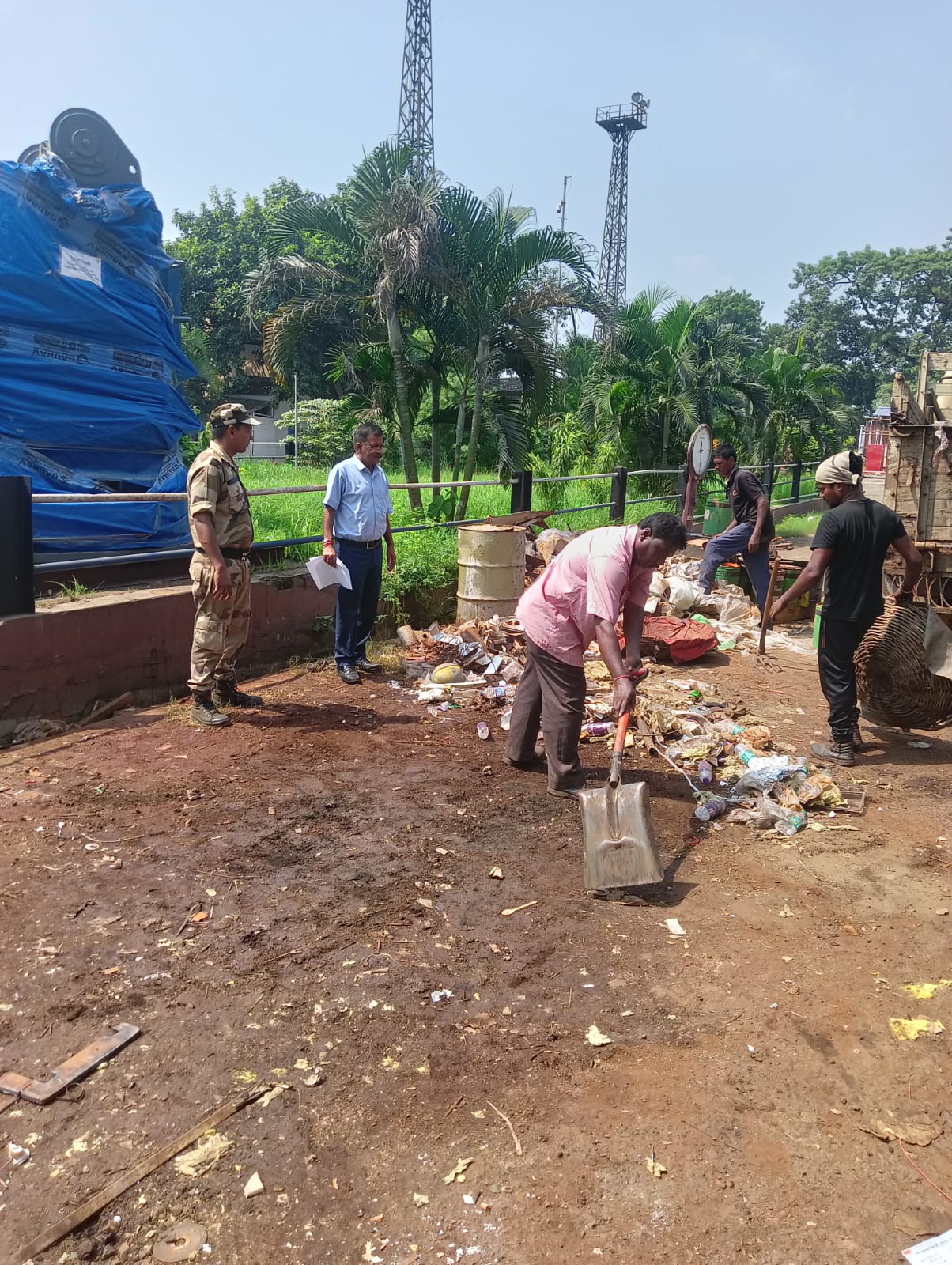 Special Campaign 3.0- ‘SWACHHATA HI SEVA’ - Cleanliness campaign at FOJ Unit on 11 Oct 23 - Thumbnail