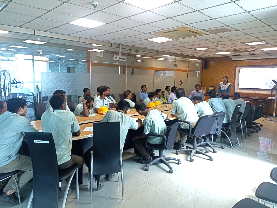 Special Campaign 3.0- ‘SWACHHATA HI SEVA’ - Seminar on Cleanliness for Housekeeping Staff at Main Unit on 10 Oct 23 - Thumbnail