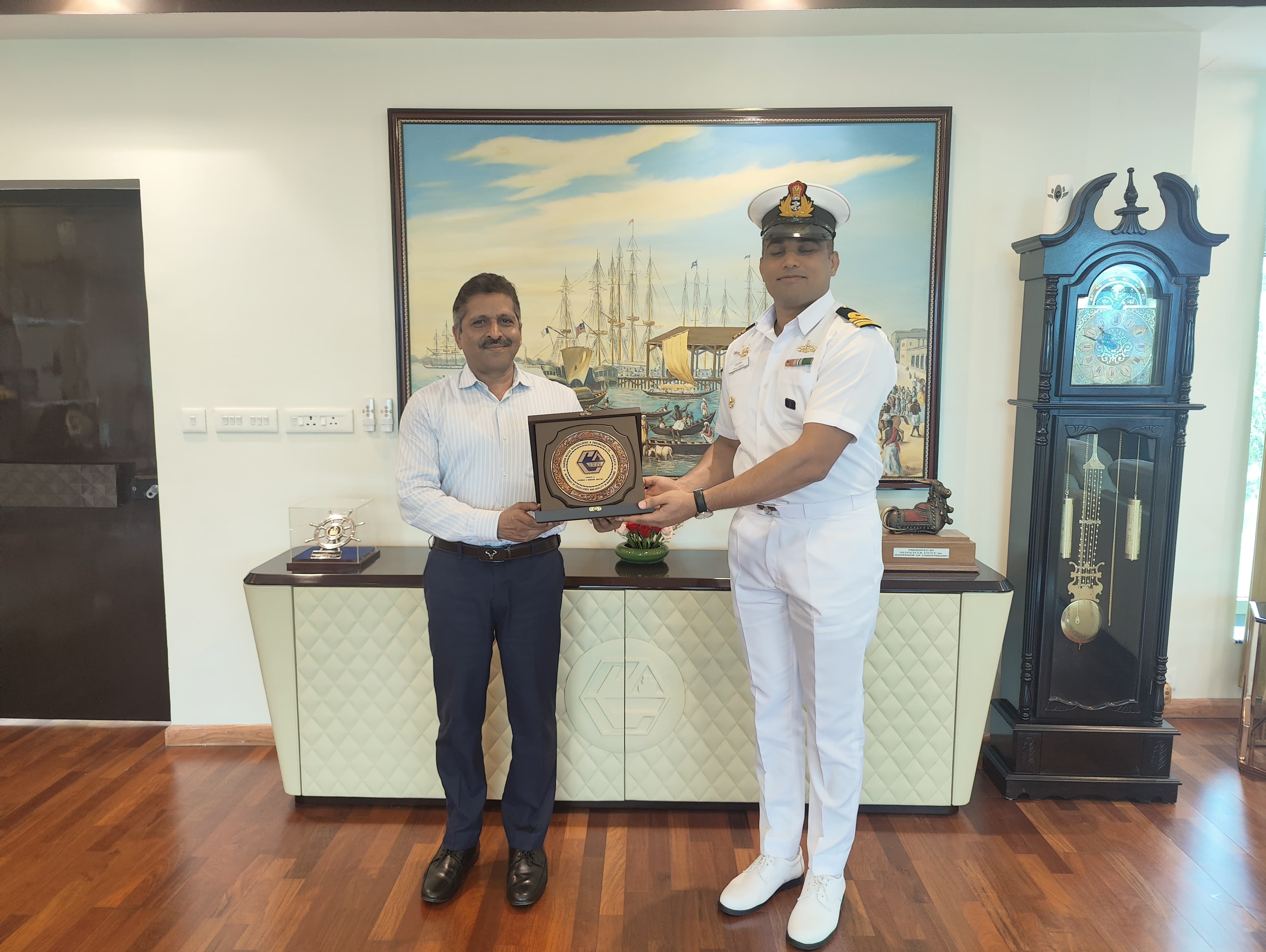 COMMANDING OFFICER (INCUMBENT), KALPENI, CALLS ON CMD, GRSE ON 13 MAY 25 - Thumbnail