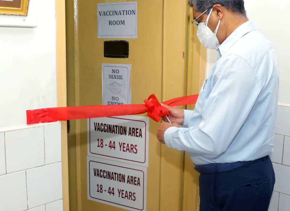 Image 1 - GRSE dedicates Vaccination Centre at its Kolkata Unit: A First for DPSU