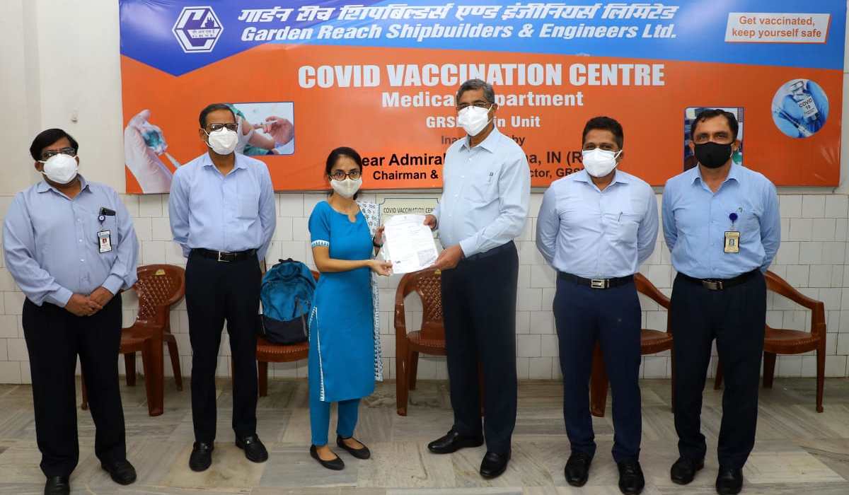 GRSE dedicates Vaccination Centre at its Kolkata Unit: A First for DPSU - Image 5 Image 5 - GRSE dedicates Vaccination Centre at its Kolkata Unit: A First for DPSU