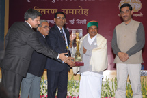 Received Hon'ble Defense Minister's Award for Best Performing Shipyard for two consecutive years i.e. 2010-11 and 2011-12. Received Hon'ble Defense Minister's Award for Best Performing Shipyard for two consecutive years i.e. 2010-11 and 2011-12.