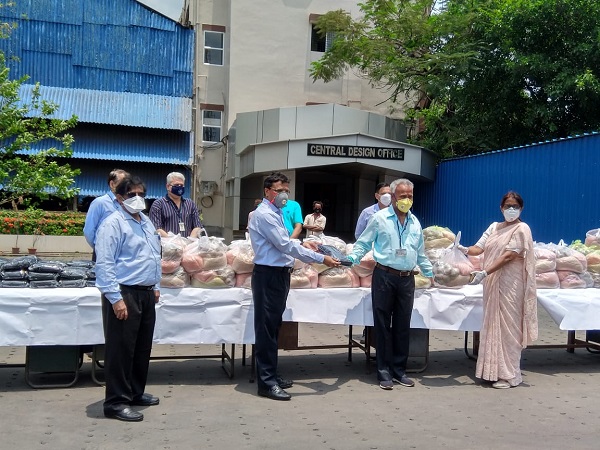 GRSE’s relief to local needy persons of Metiabruz, Kolkata - Image 1 Image 1 - GRSE’s relief to local needy persons of Metiabruz, Kolkata