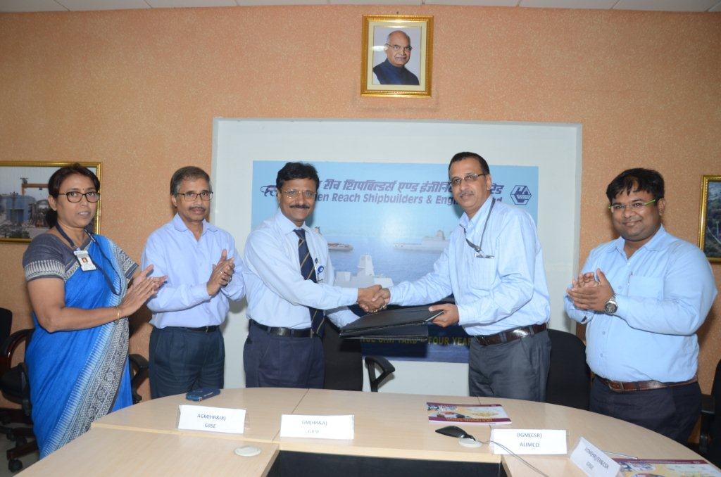MoU with ALIMCO on 27 Oct 17 for distributing aids & appliances to differentaly abled children - Image 1 Image 1 - MoU with ALIMCO on 27 Oct 17 for distributing aids & appliances to differentaly abled children