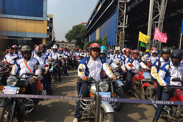 Image 1 - GRSE Swachhta Sarthi Bike Rally by Employees brings Swachhta Pakhwada 2018 to a Grand Close