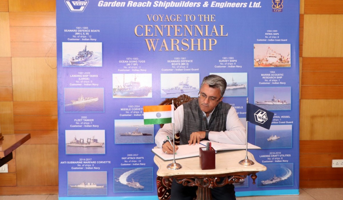 Delegation from Inland Waterways Authority of India (IWAI) visit GRSE on 01 Nov 19