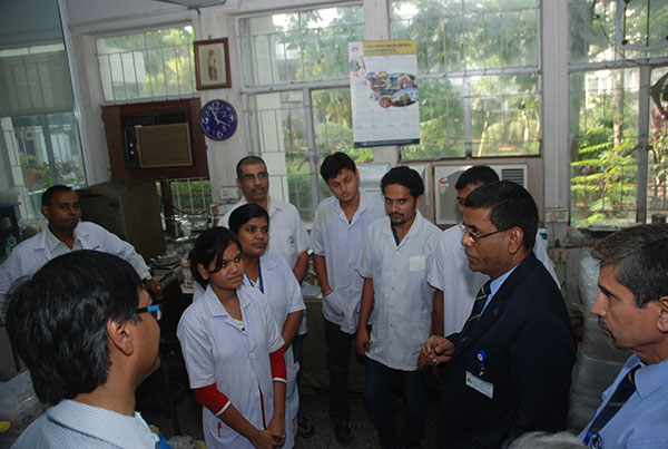 GRSE supports Saroj Gupta Cancer Center & Research Institute for installing two vital equipment to diagnose and treat malignant cancer - Image 7 Image 7 - GRSE supports Saroj Gupta Cancer Center & Research Institute for installing two vital equipment to diagnose and treat malignant cancer
