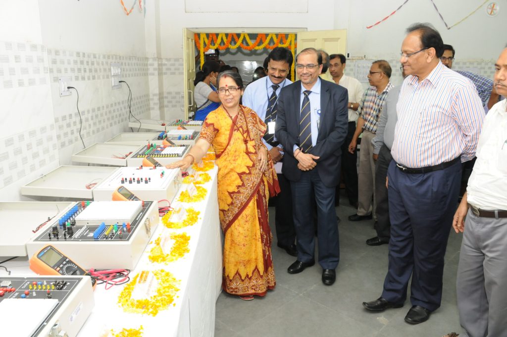 Inauguration of facilities provided at Women ITI, Gariahat (Kolkata) GRSE has signed a MoU with Women ITI, Gariahat, Kolkata on 06 Jan 17 for improving employability and entrepreneurship opportunities for women - Image 1 Image 1 - Inauguration of facilities provided at Women ITI, Gariahat (Kolkata) GRSE has signed a MoU with Women ITI, Gariahat, Kolkata on 06 Jan 17 for improving employability and entrepreneurship opportunities for women