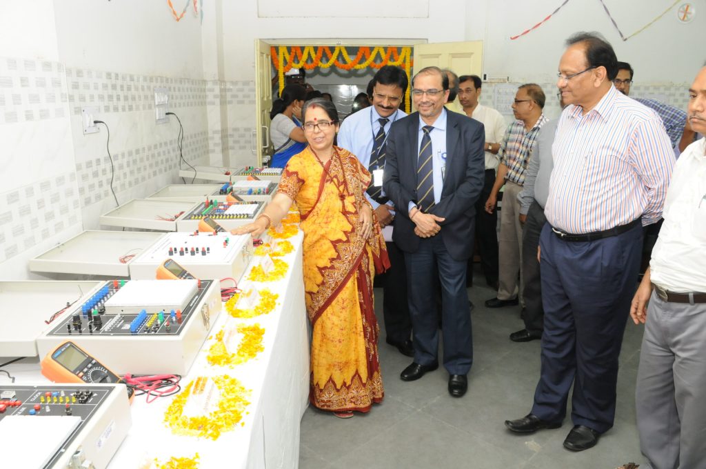 Image 1 - Inauguration of facilities provided at Women ITI, Gariahat (Kolkata) GRSE has signed a MoU with Women ITI, Gariahat, Kolkata on 06 Jan 17 for improving employability and entrepreneurship opportunities for women