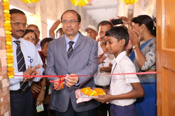 Image 3 - Shri A.K.Nanda, Director(Personnel), GRSE, Kolkata, inaugurated toilets in two local schools