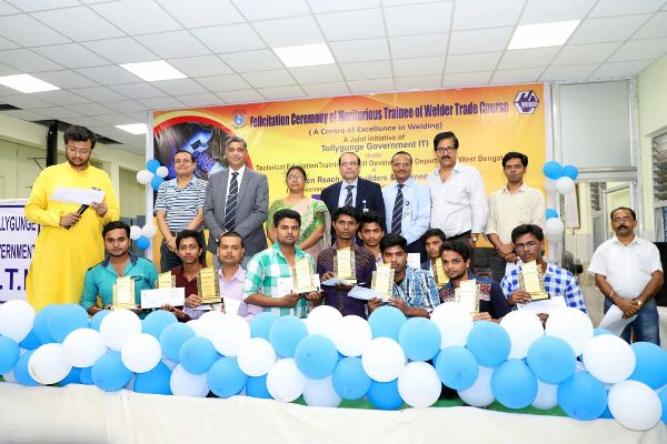 Image 6 - CSR Skill Development Program-Felicitation of Meritorious Students of ITI Tollygunge