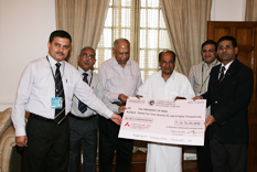 Handing over of Dividend Cheque