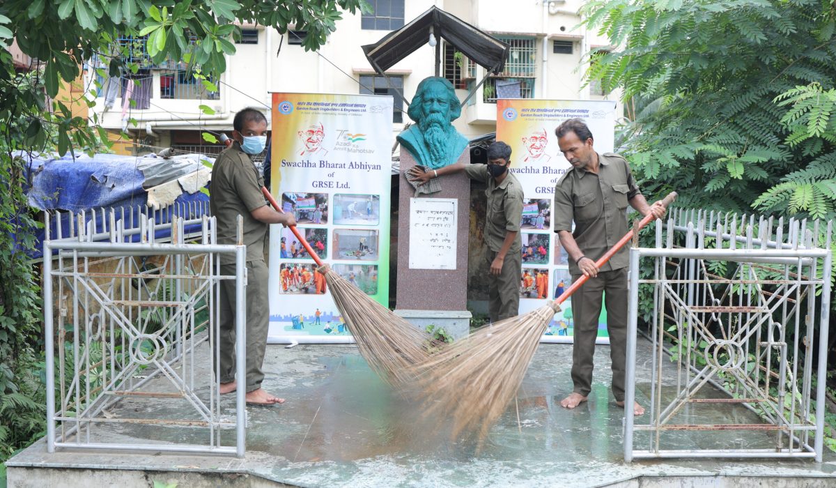06. Rabindranath Tagore Statue, Rabindranagar, Maheshtala