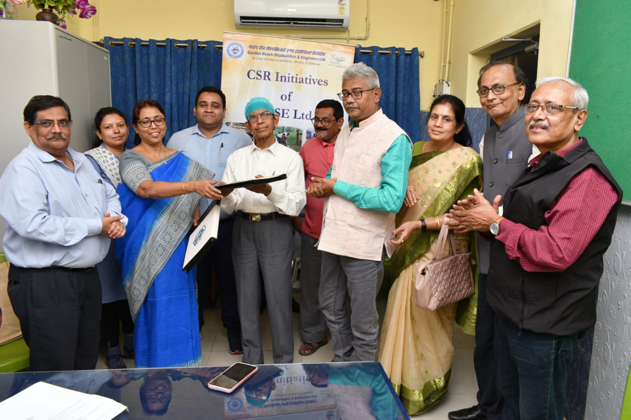 GRSE signed MoU with Dr. B.C. Roy General Hospital and Maternity Home New Barrackpore to provide high-tech medical equipment to the hospital - Image 2 Image 2 - GRSE signed MoU with Dr. B.C. Roy General Hospital and Maternity Home New Barrackpore to provide high-tech medical equipment to the hospital
