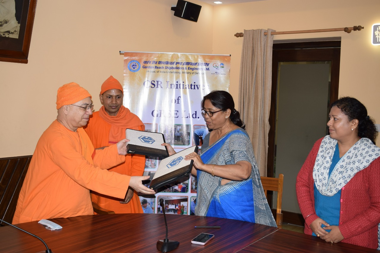 GRSE signed MOU with Ramakrishna Mission, Belur Math for holistic development of underprivilaged tribal children in Ranchi on 27 Dec 22