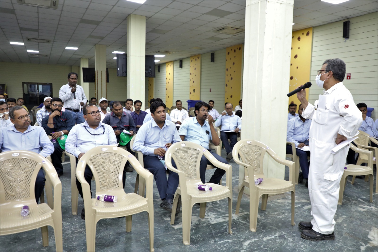 Safety Meeting with contractors regarding adoption of required Safety Norms during execution of job by the Working Personnel at GRSE Main Unit on 05 May 23