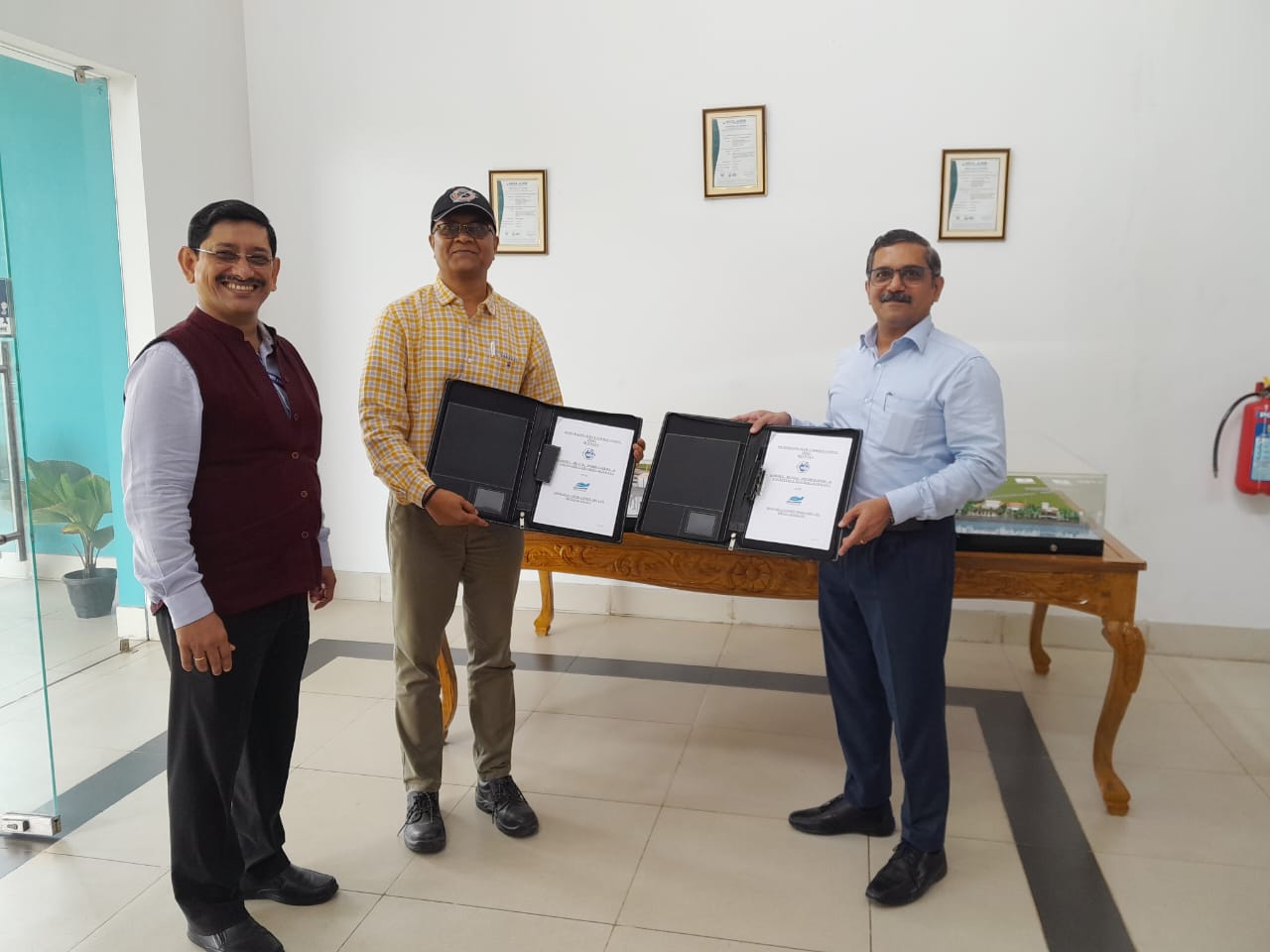 GRSE signed MOU with HCSL on 06 Jul 23