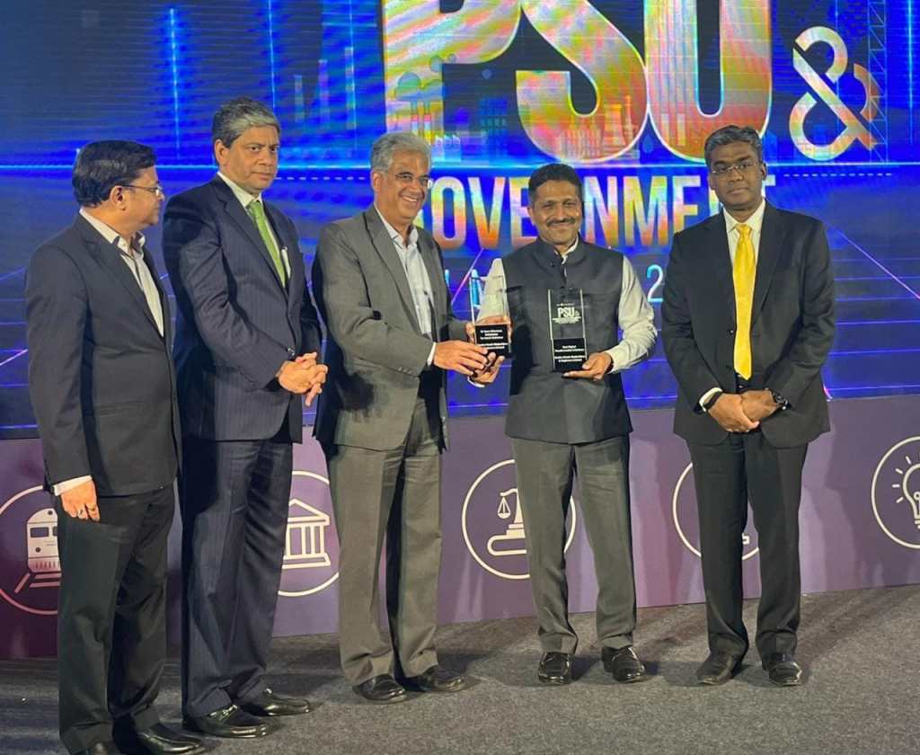 c.m.d GRSE Cmde PR Hari IN(Retd.) received the prestigious Dun & Bradstreet India^s Top PSU Award 22 in the category of Digital Transformation on 30 Sep 22 - Thumbnail